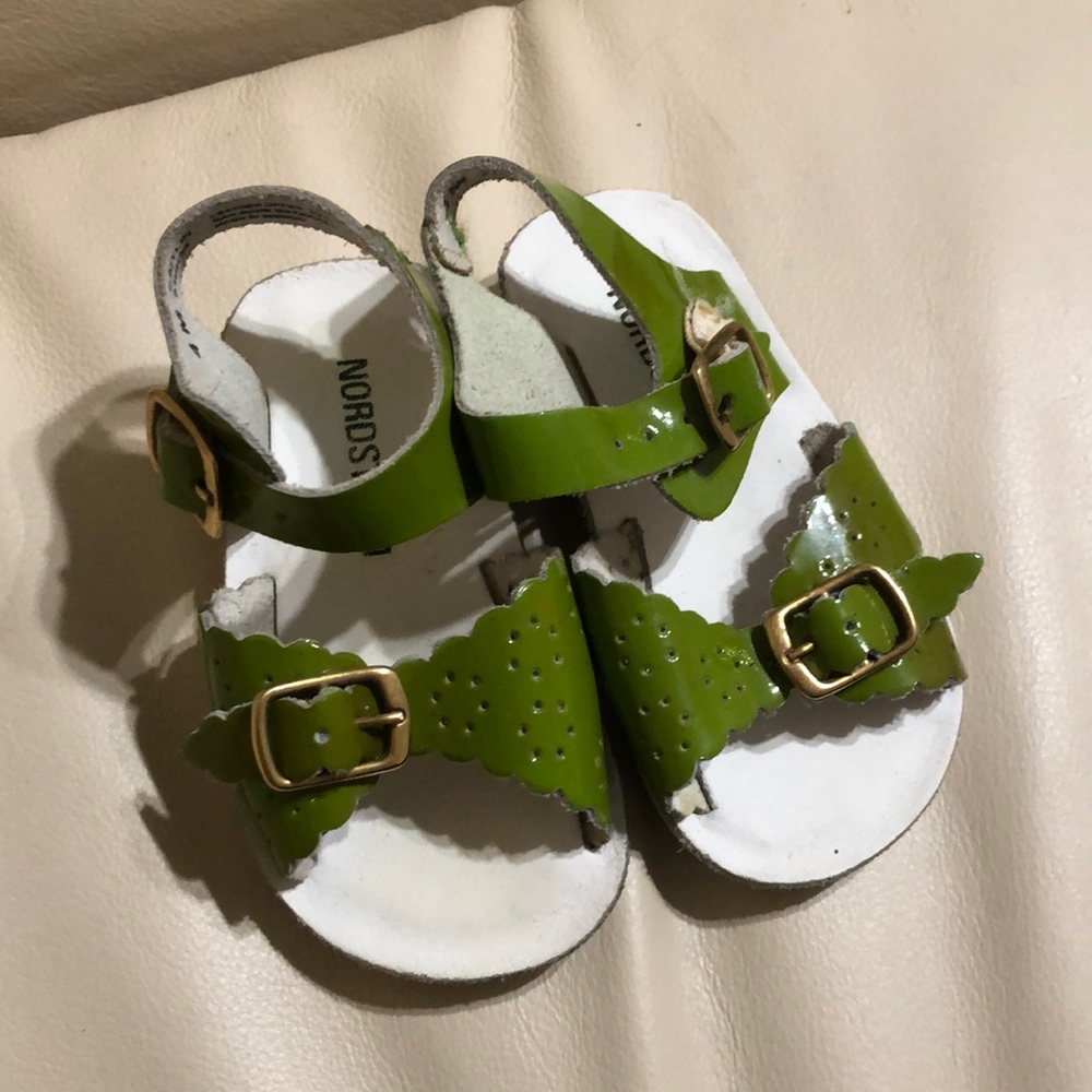 Nordstrom Green Leather Sandals baby